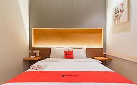 Reddoorz Plus @ Doorman Guest House